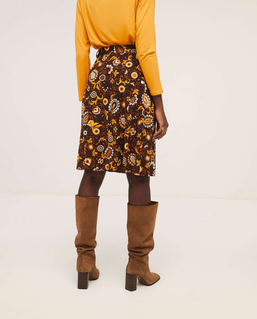 Midi Skirt With Belt Brown