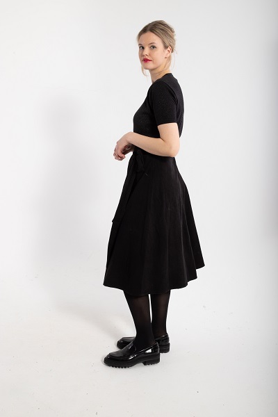 Mikkelsen Cord Skirt Black