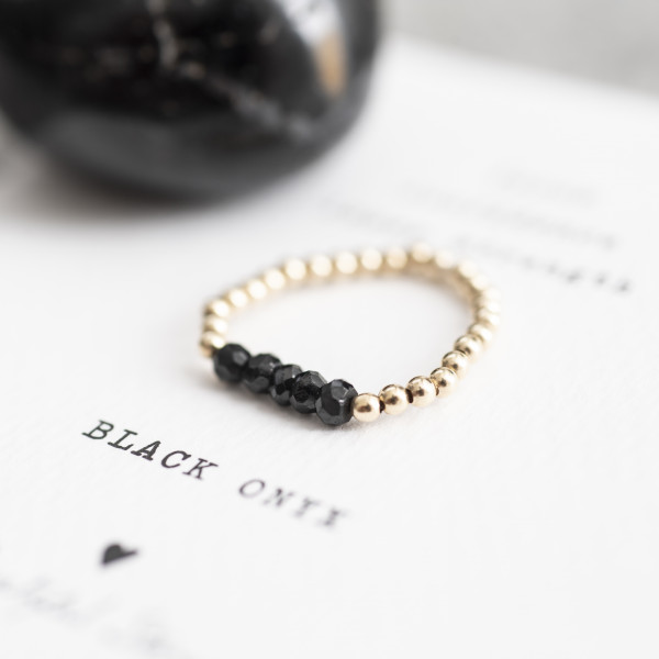 Beauty Black Onyx Gold Ring