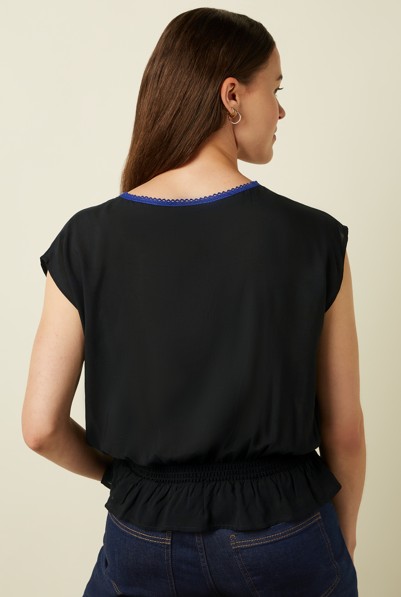 Selly Smock Top The Lane Black