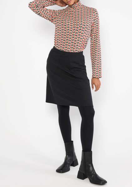 Short Skirt Sleek Petite Tinting Black
