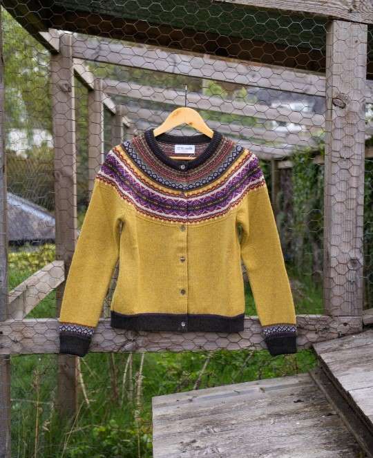 Alpine Short Cardigan Findhorn