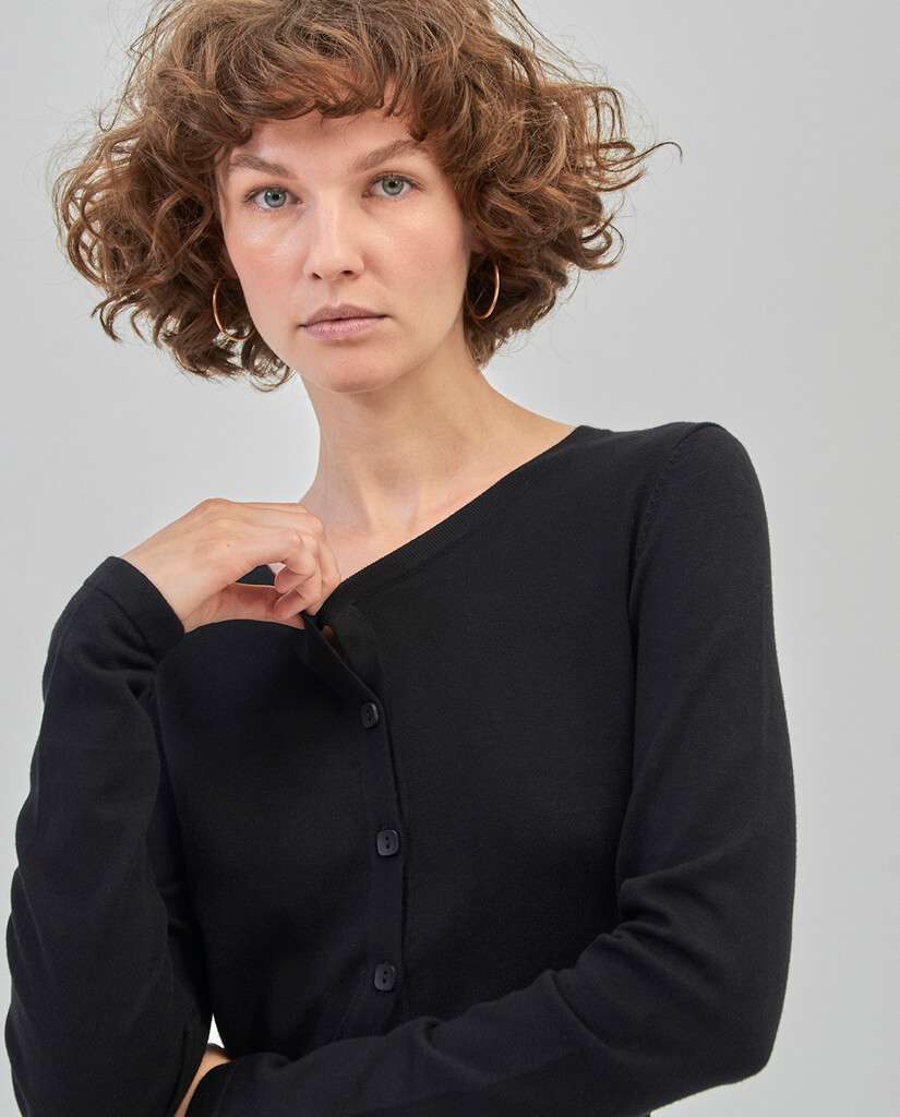 Rounded Neckline Jacket Black