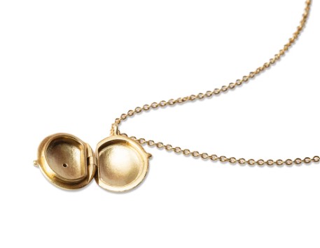 Oval Locked Small Peridot Necklace