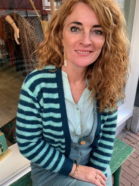 Striped Knitted Cardigan With V Neck Line Green