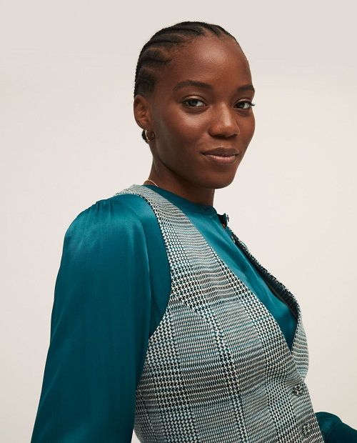 Short Buttoned Gilet Petrol Blue