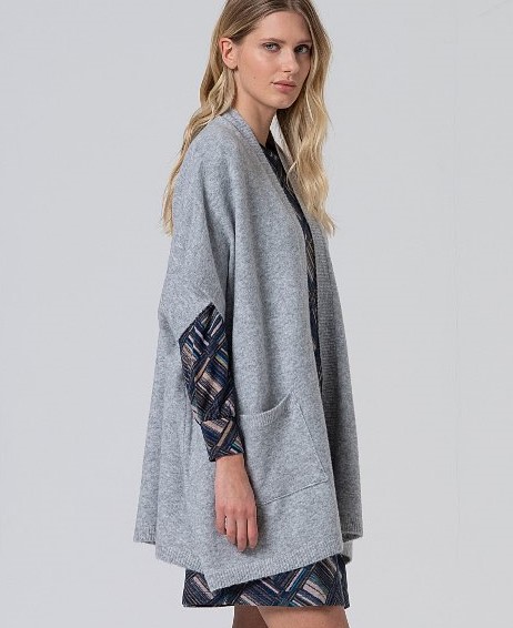 Open Knit Poncho With Pockets Grey
