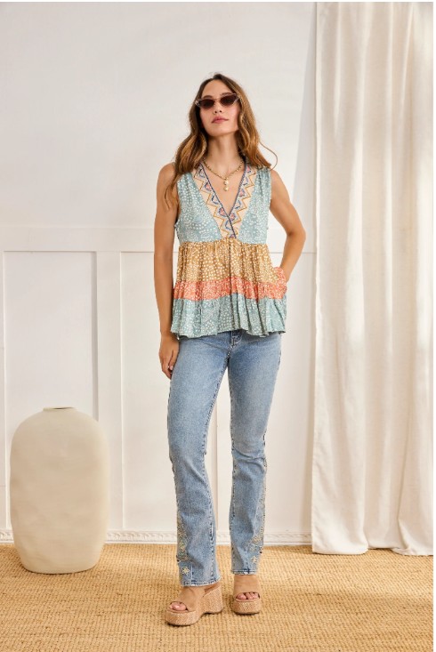 Top With Mixed Colours And Embroidered Neckline