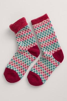 Cabin Socks Cross Stitch Wild Berry