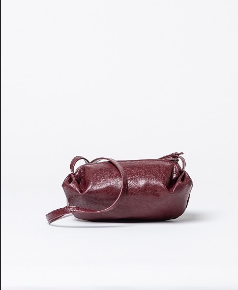 Crackeled Cross Body bag Bordeaux