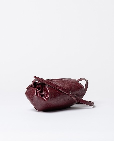 Crackeled Cross Body bag Bordeaux