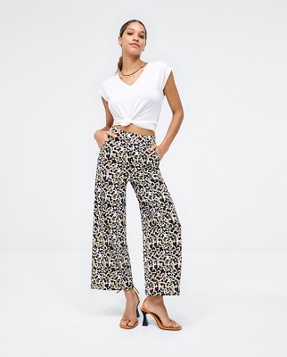 Long And Wide Trousers Brown