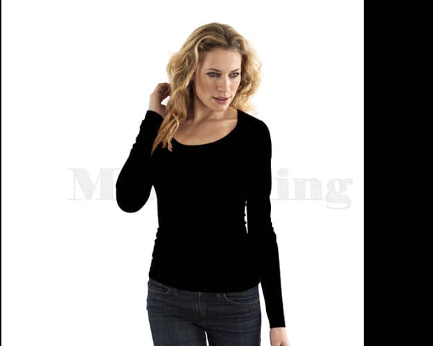Scarlet Longsleeve Black