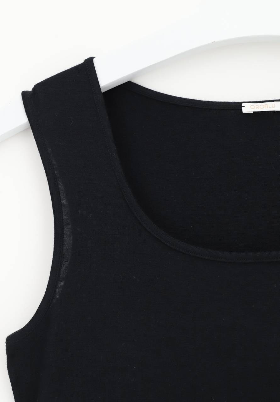 Perfect Line Cashmere Tank top Black