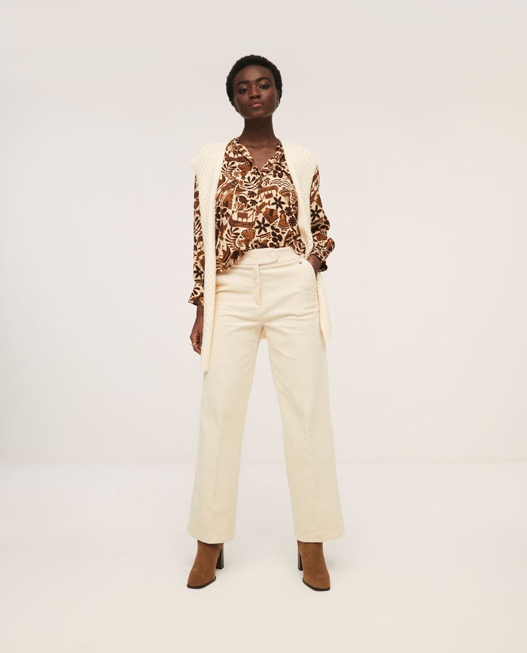 Straight Trousers With Line Button In Waist Ecru
