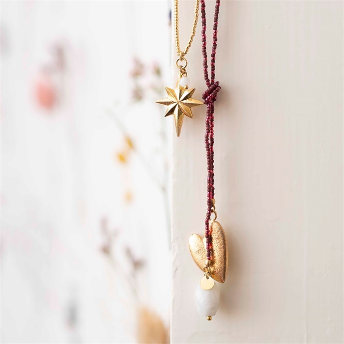 Paradise Moonstone Gold necklace