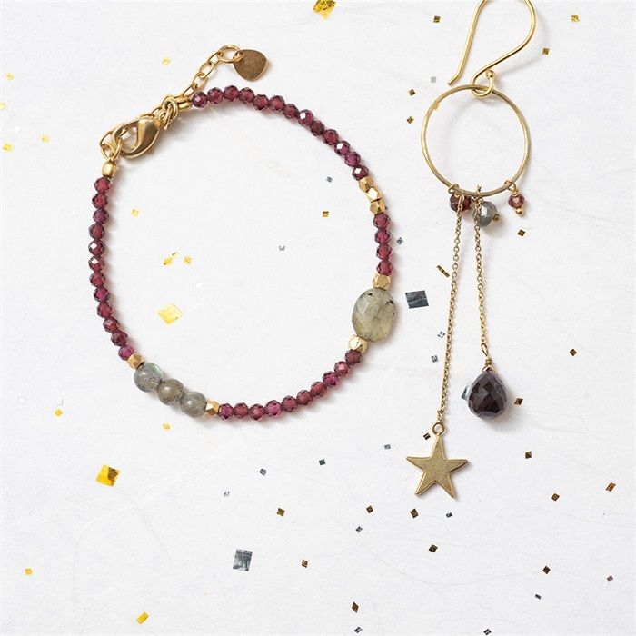 Sweet Labradorite Garnet Gold Bracelet